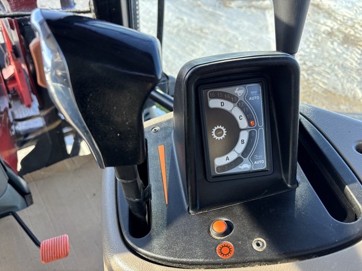 case-ih-maxxum-125-image-40