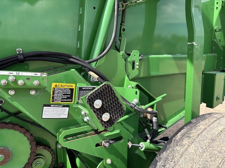 john-deere-569-premium-image-28