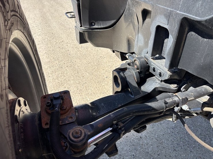 case-ih-magnum-210-cvt-image-33