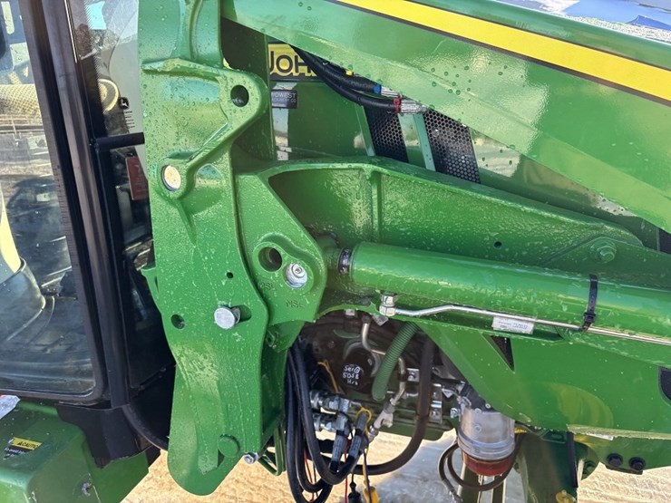 john-deere-4066r-image-16