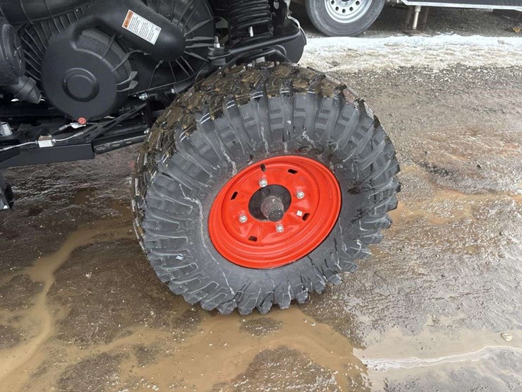 2024-bobcat-uv34-image-9