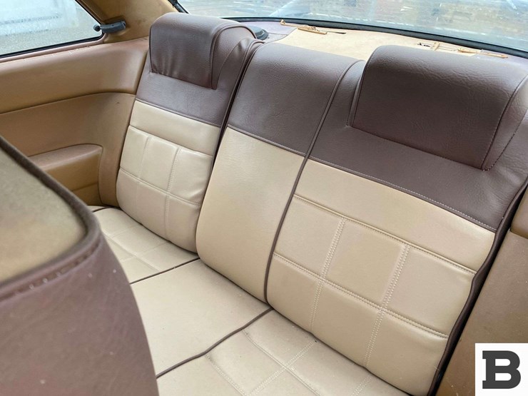 1983-mazda-626-coupe---non-running-vehicle-image-8