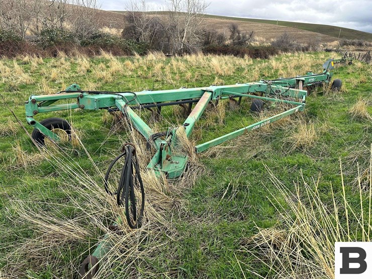 john-deere-3710-image-1