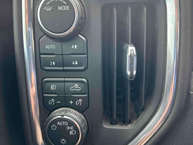 2021-chevrolet-silverado-1500-image-14