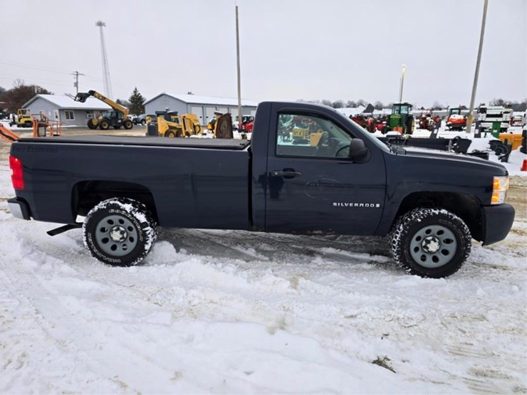 2008-chevrolet-2500-image-6