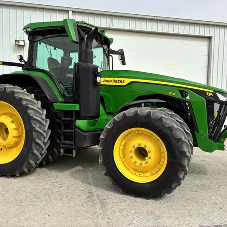 JOHN DEERE 8R 370