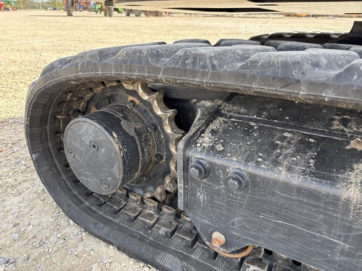 2022-kubota-kx71-3-image-16