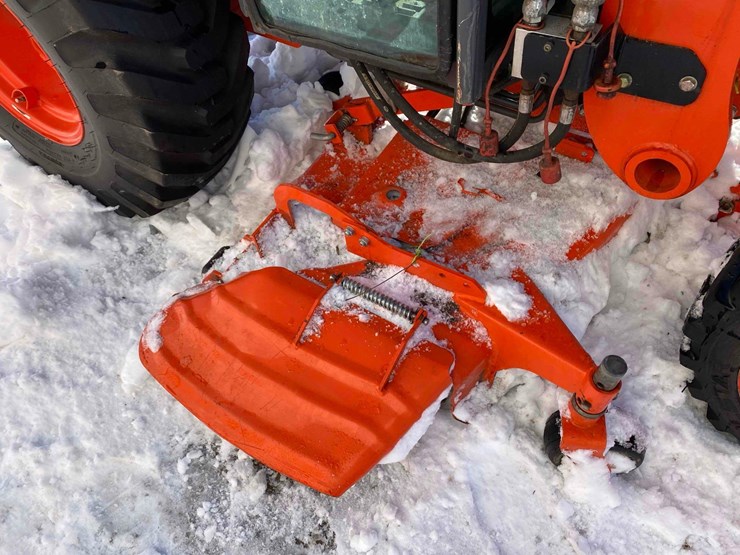 kubota-b3350hsdc-image-25