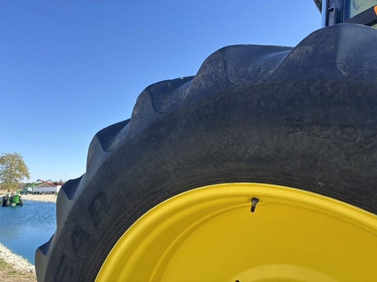 john-deere-8285r-image-20