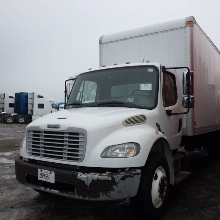 2014 FREIGHTLINER M2 106