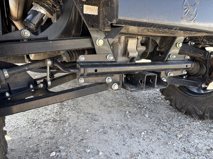 john-deere-gator-image-27