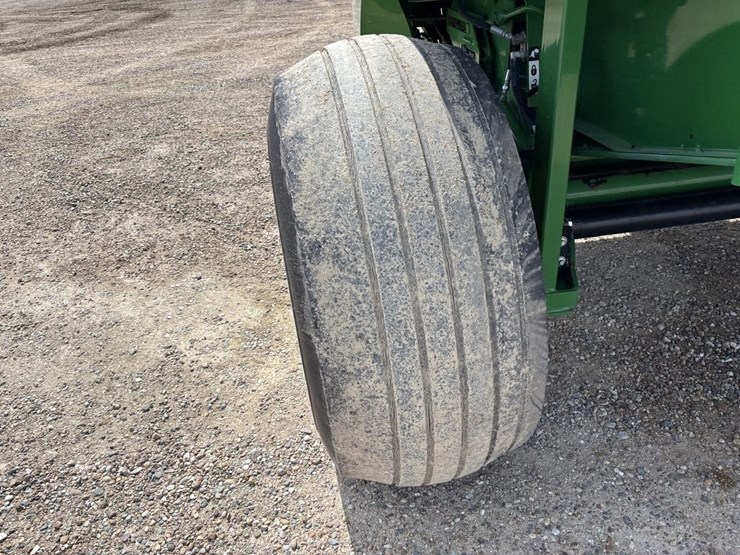 john-deere-569-premium-image-21