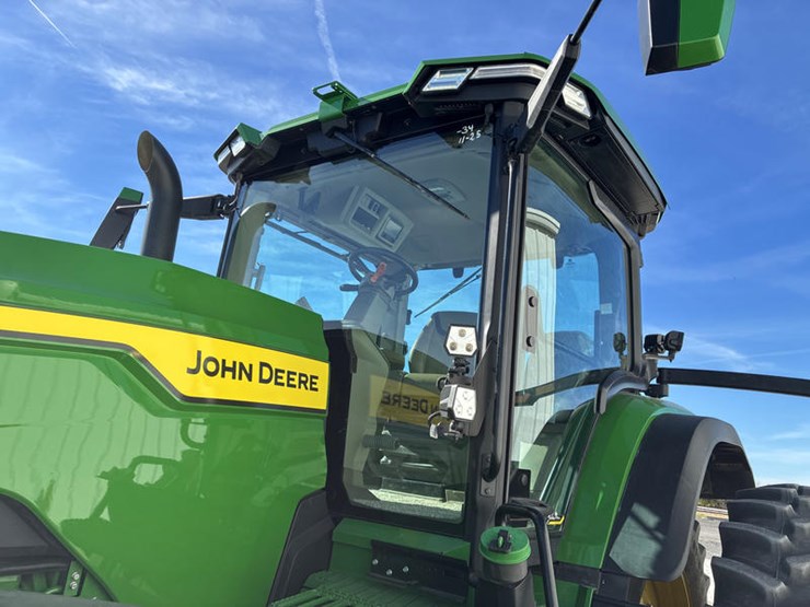 john-deere-8r-340-image-38