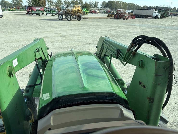 john-deere-7320-image-62