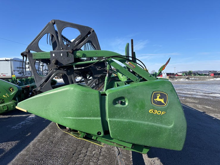 john-deere-630f-image-5