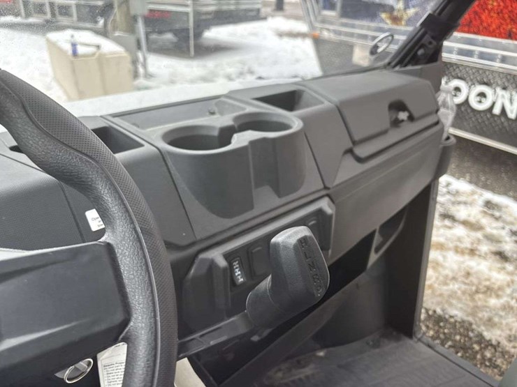 2024-bobcat-uv34-image-15