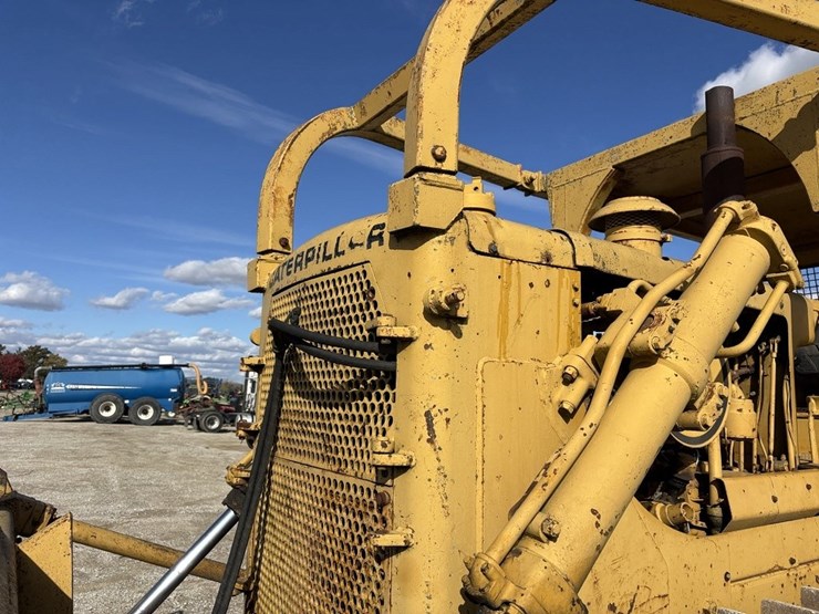 caterpillar-d7-image-34