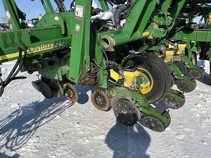 john-deere-6000-image-15
