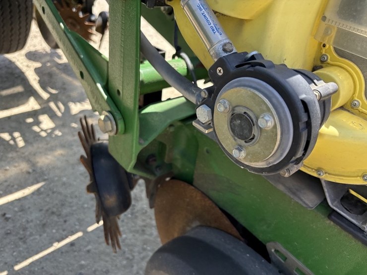 john-deere-s680-image-19