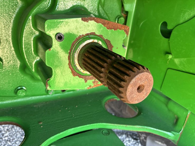 john-deere-8295r-image-32
