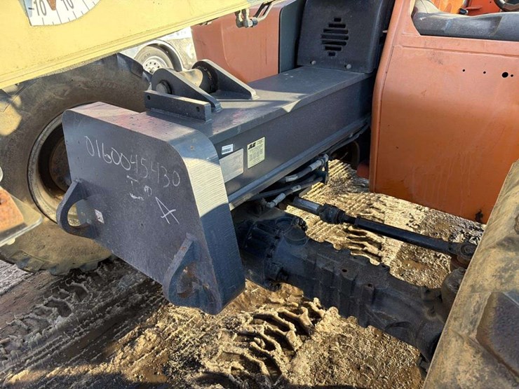 2012-jlg-g6-42a-image-12