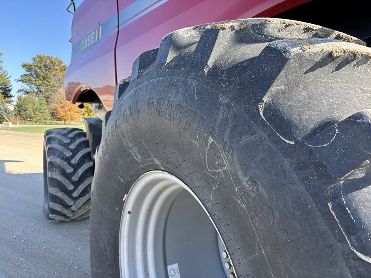 case-ih-6088-image-33
