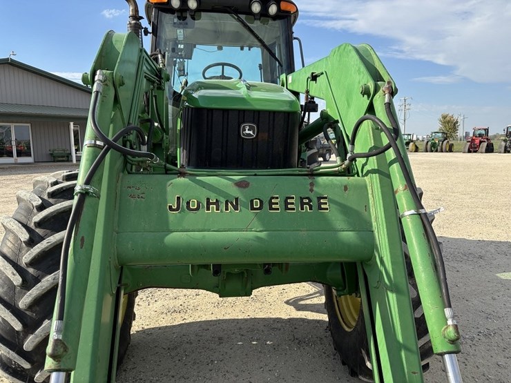 john-deere-7320-image-45
