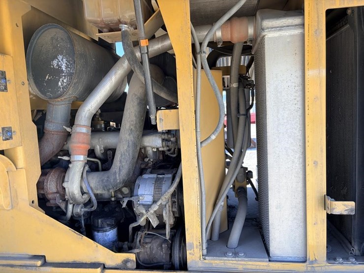 caterpillar-924g-image-13