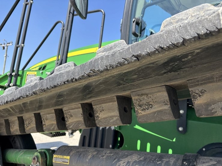 john-deere-8370rt-image-34