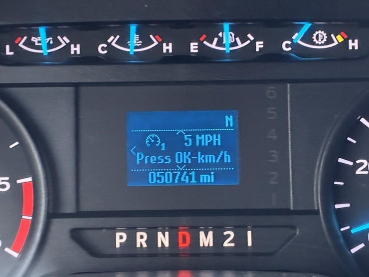 2017-ford-f550-xlt-image-17