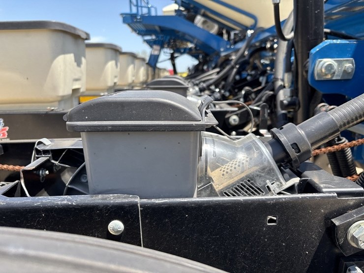 kinze-3660-image-14