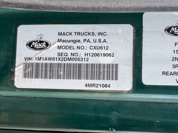 #145-•-mack-single-axle-image-19