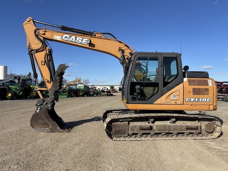 2014-case-cx130-image-2