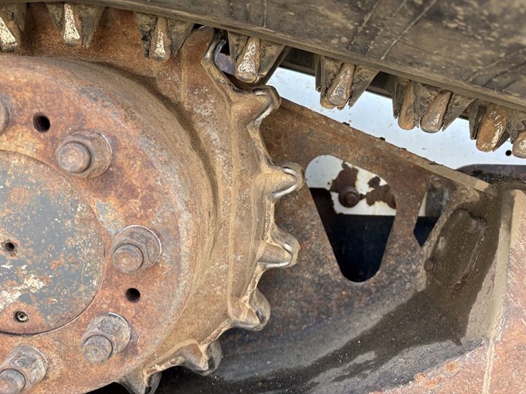 bobcat-t750-image-15