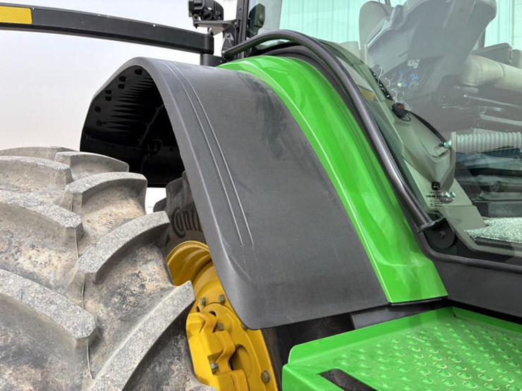 john-deere-8r-370-image-19