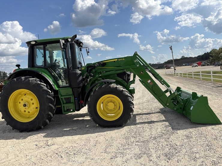 john-deere-6140m-image-7