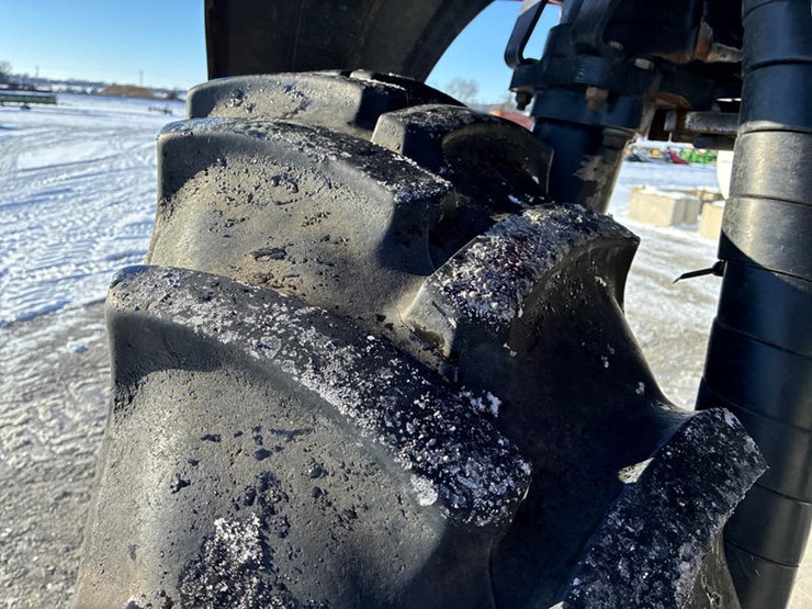 case-ih-patriot-3340-image-56