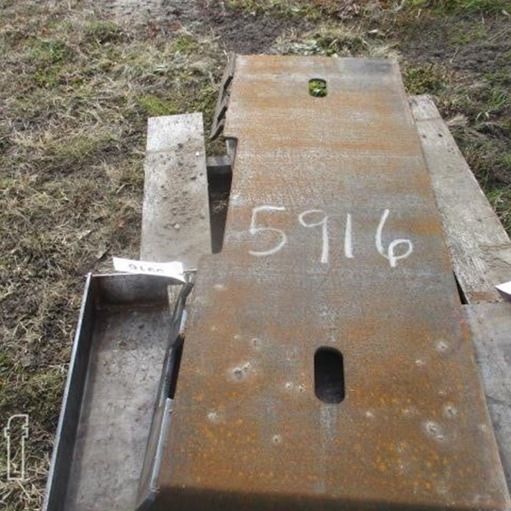 SKID STEER FRAME SKID STEER FRAME