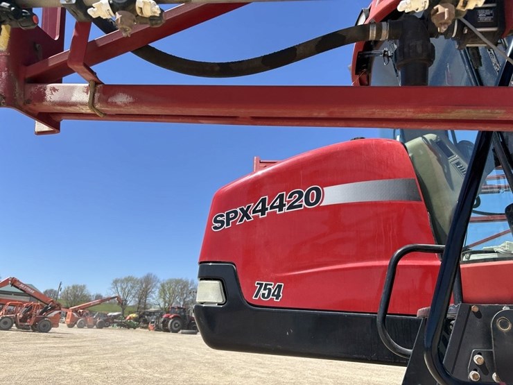 case-ih-spx4420-image-40