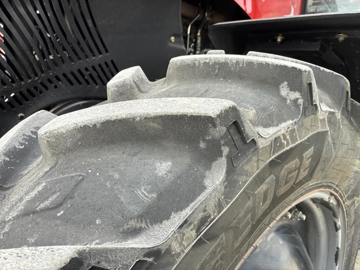 case-ih-magnum-315-image-43