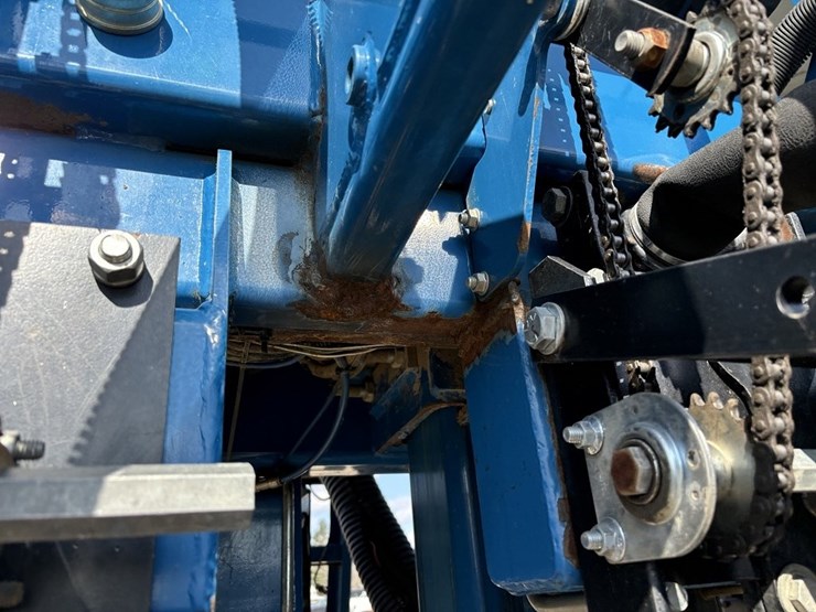 2010-kinze-3660-image-29