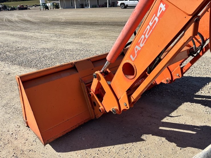 kubota-m135gx-image-37