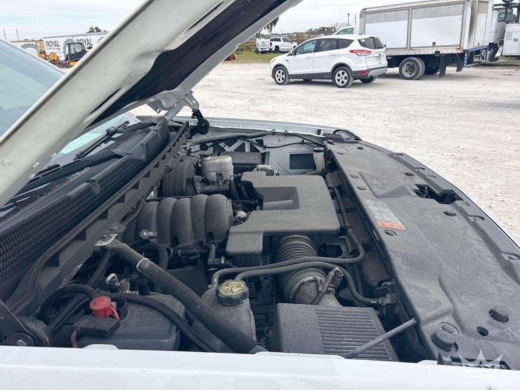 2017-chevrolet-silverado-1500-image-9