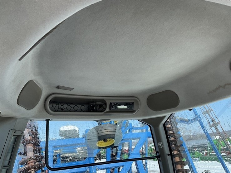 case-ih-mx270-image-26