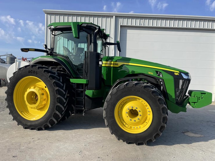 john-deere-8r-370-image-3
