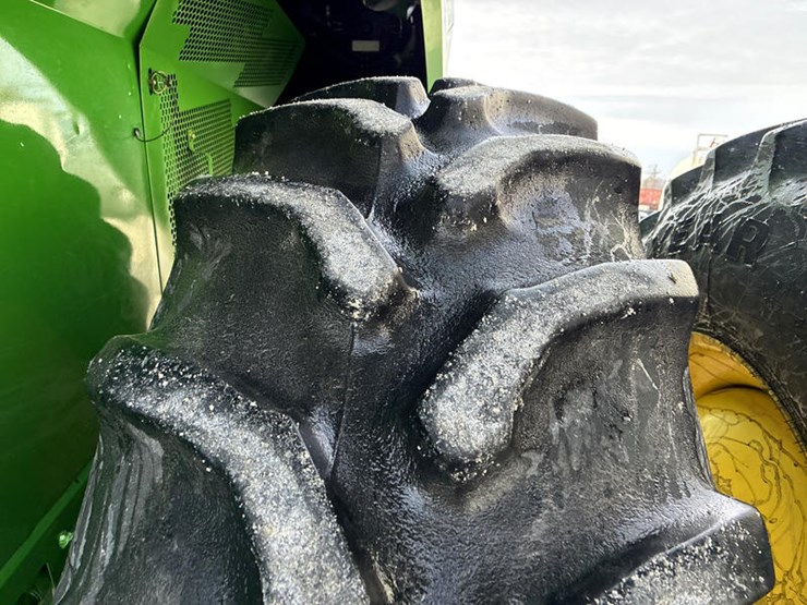 john-deere-s680-image-34