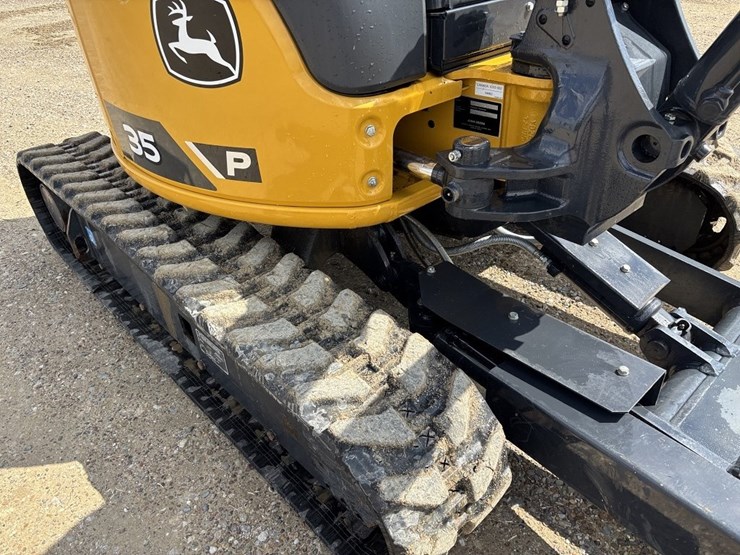 2024-john-deere-35p-mini-excavator-image-15