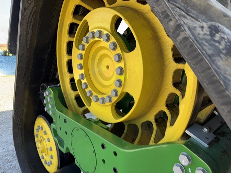 john-deere-8rx-410-image-24