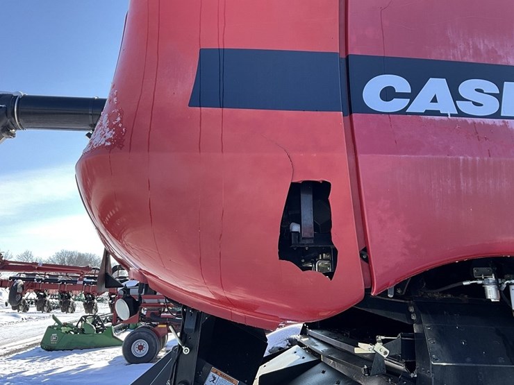 case-ih-8010-image-23
