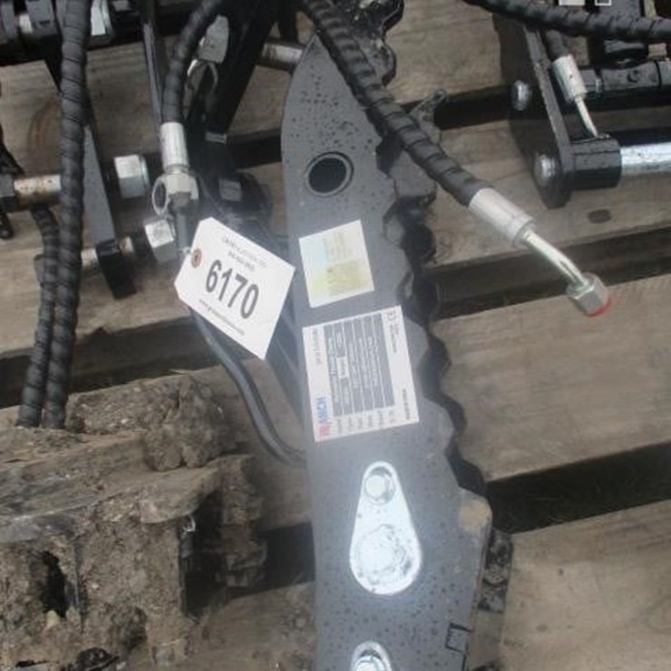 HYDRAULIC THUMB CLIP 450*300*340 WEIGHT 13KG